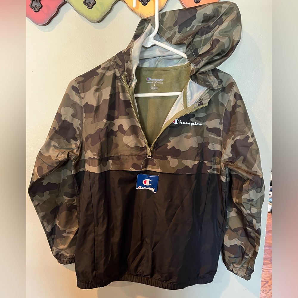 Champion windbreaker Boys Size L.